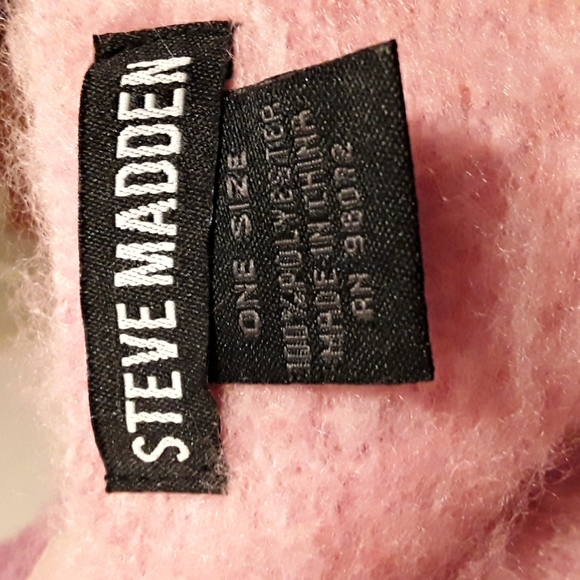 Shawl - Picture 2 of 2